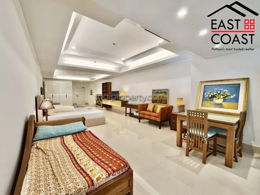 Jomtien Complex photo 16