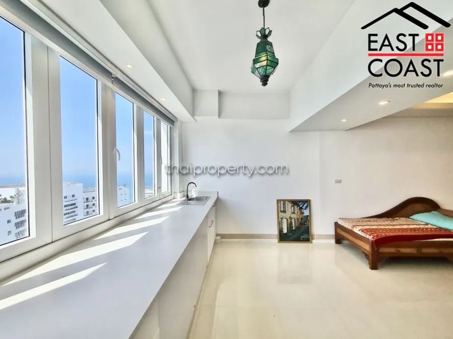 Jomtien Complex photo 14