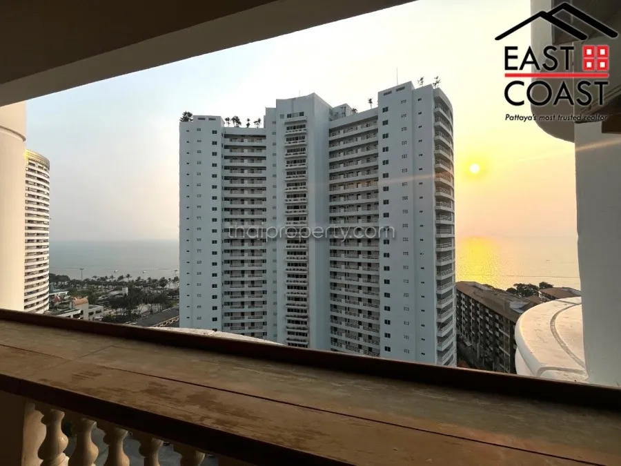 Jomtien Complex photo 16