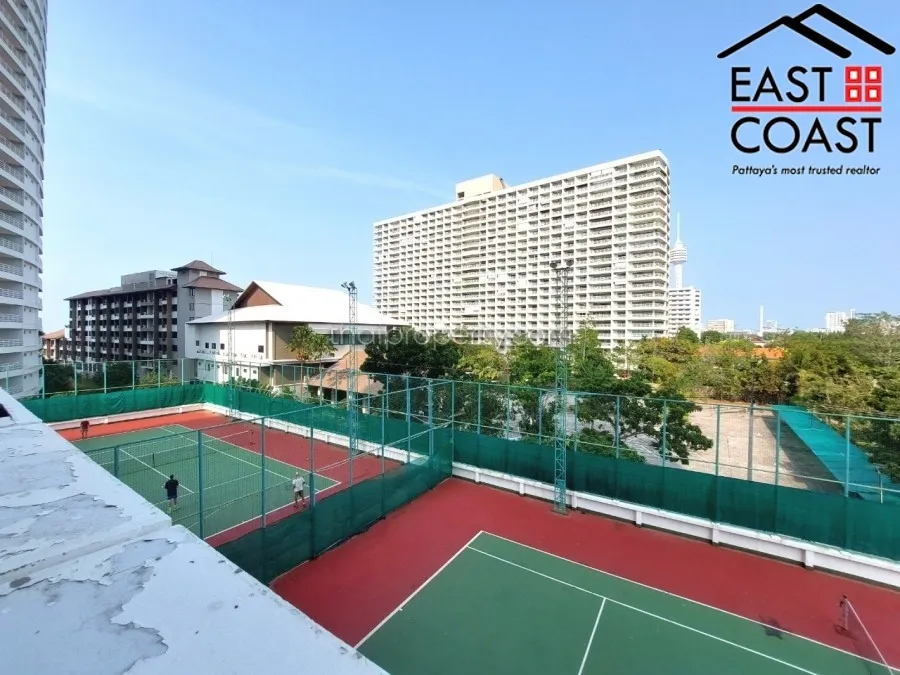 Jomtien Complex photo 17