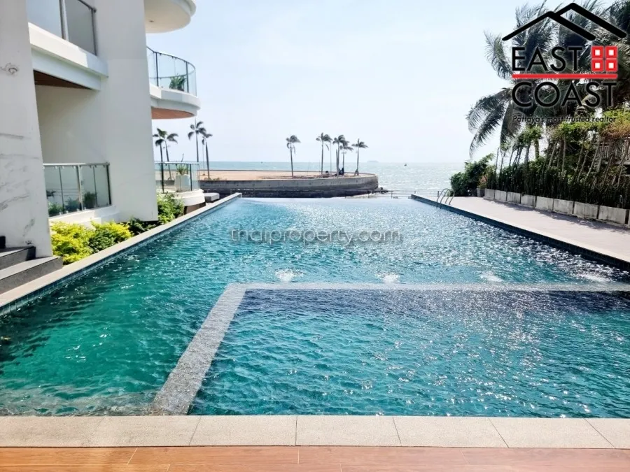 Beachfront Jomtien Residence