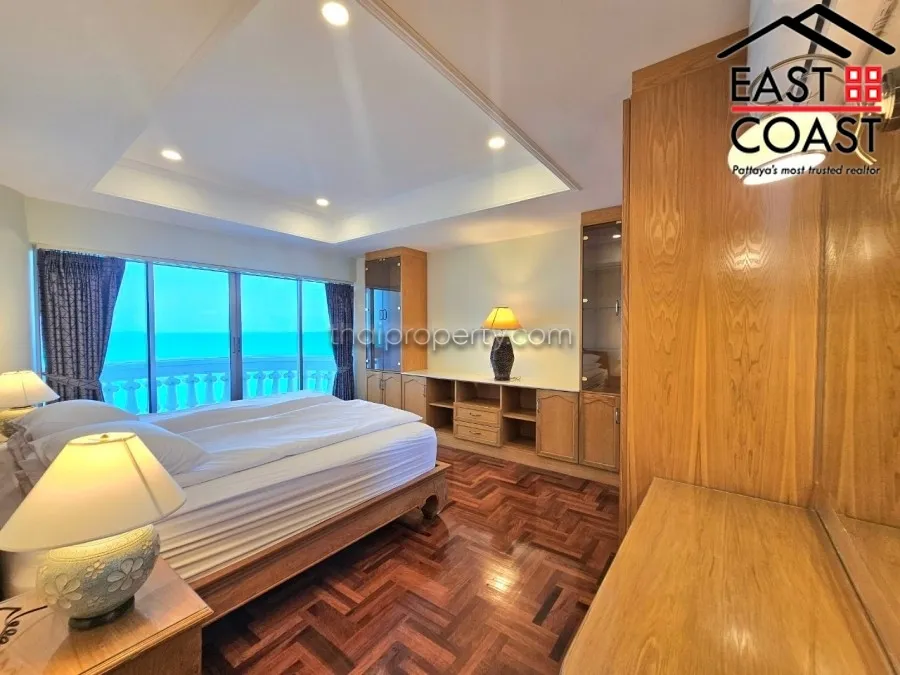 Sky Beach photo 7
