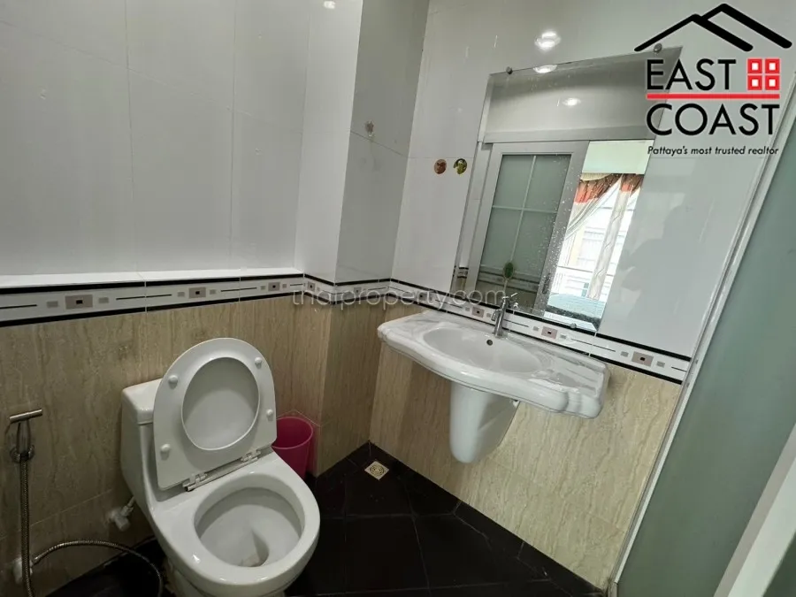 CC Condominium 1 photo 8