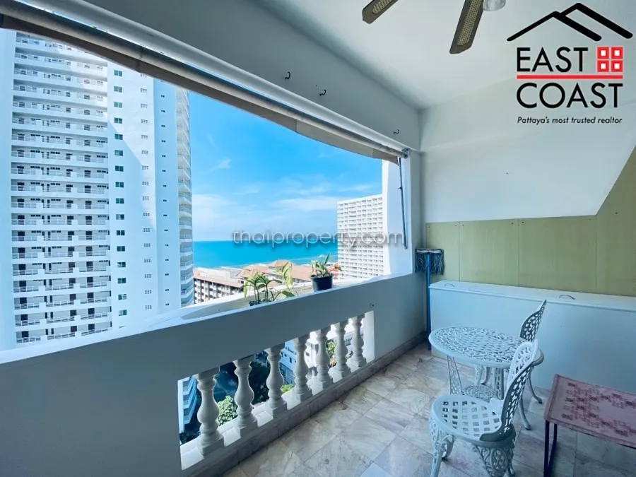 Jomtien Complex photo 17