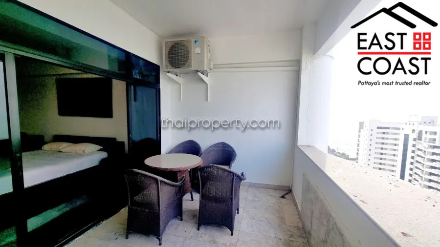 Jomtien Complex photo 6