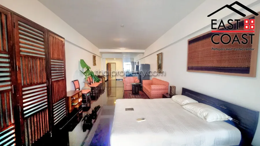 Jomtien Complex photo 9