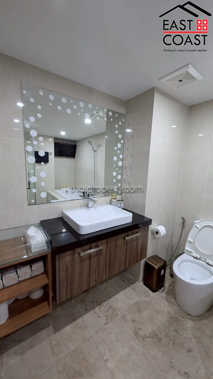 Grand Avenue Residence photo 21