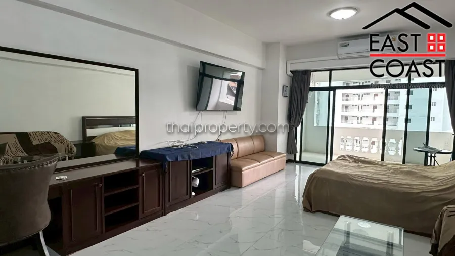 Jomtien Complex photo 8
