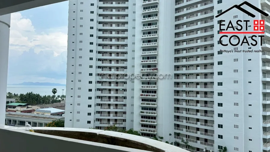 Jomtien Complex photo 27
