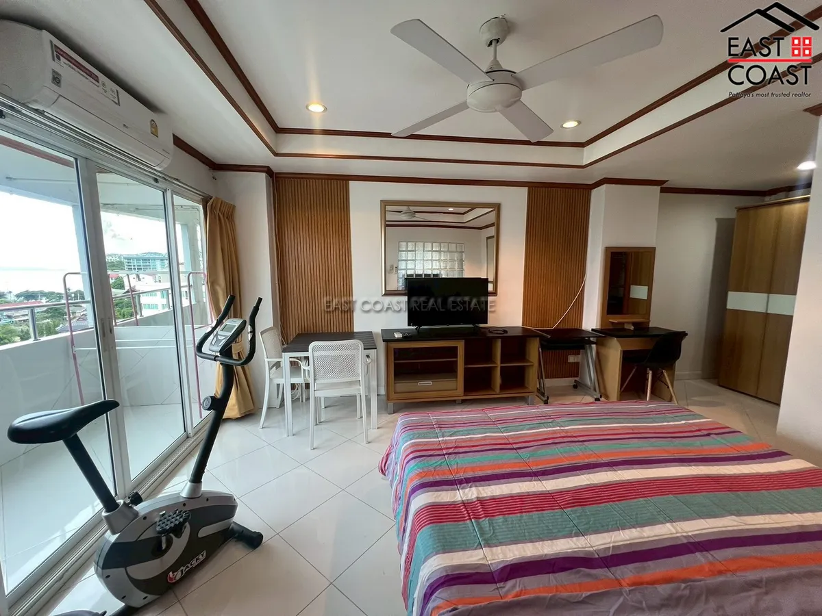 Jomtien Thip Condotel photo 15