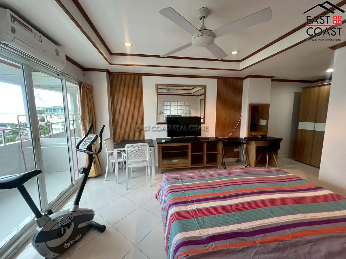 Jomtien Thip Condotel photo 16
