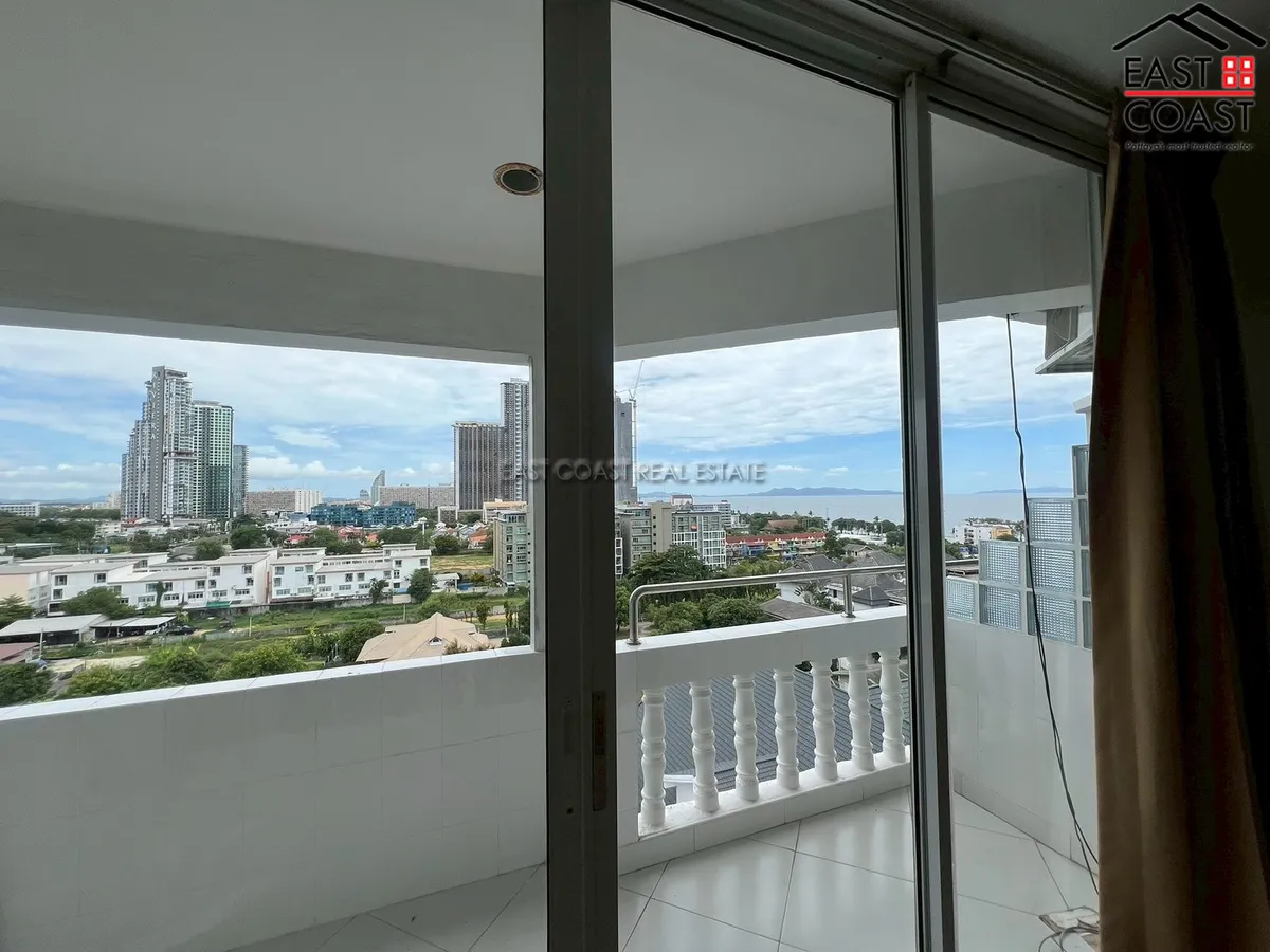 Jomtien Thip Condotel photo 24