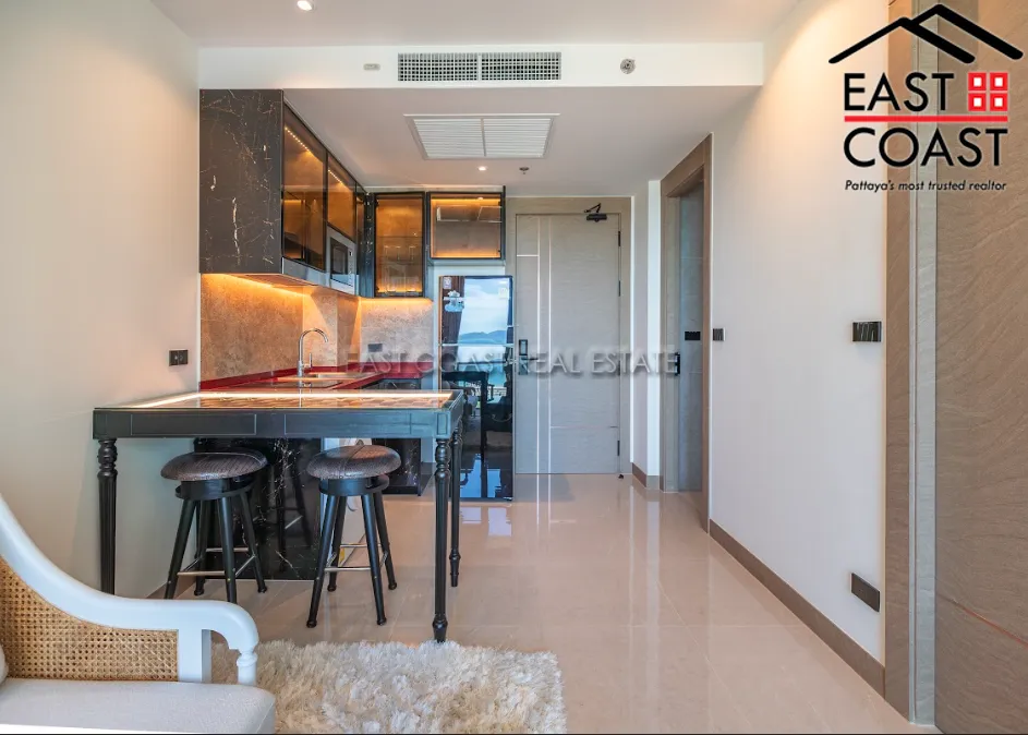 The Riviera Ocean Drive Jomtien photo 9