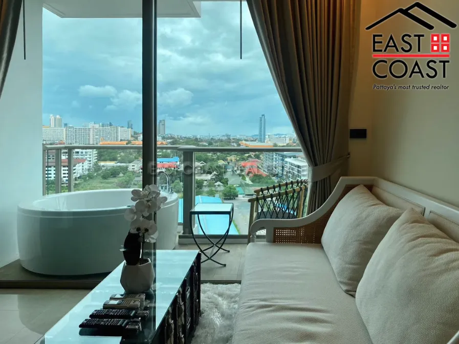 The Riviera Ocean Drive Jomtien photo 3