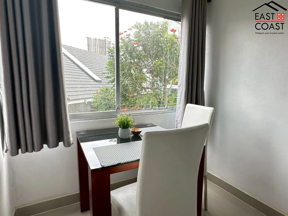 Jomtien Thip Condotel photo 6