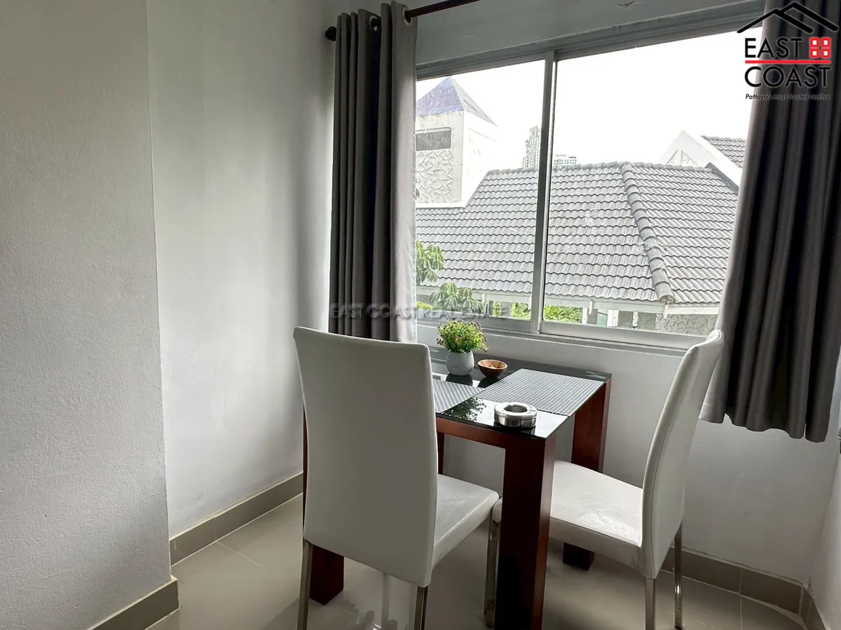 Jomtien Thip Condotel photo 8