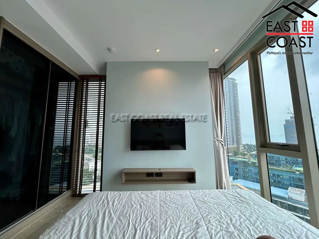 Riviera Ocean Drive photo 8