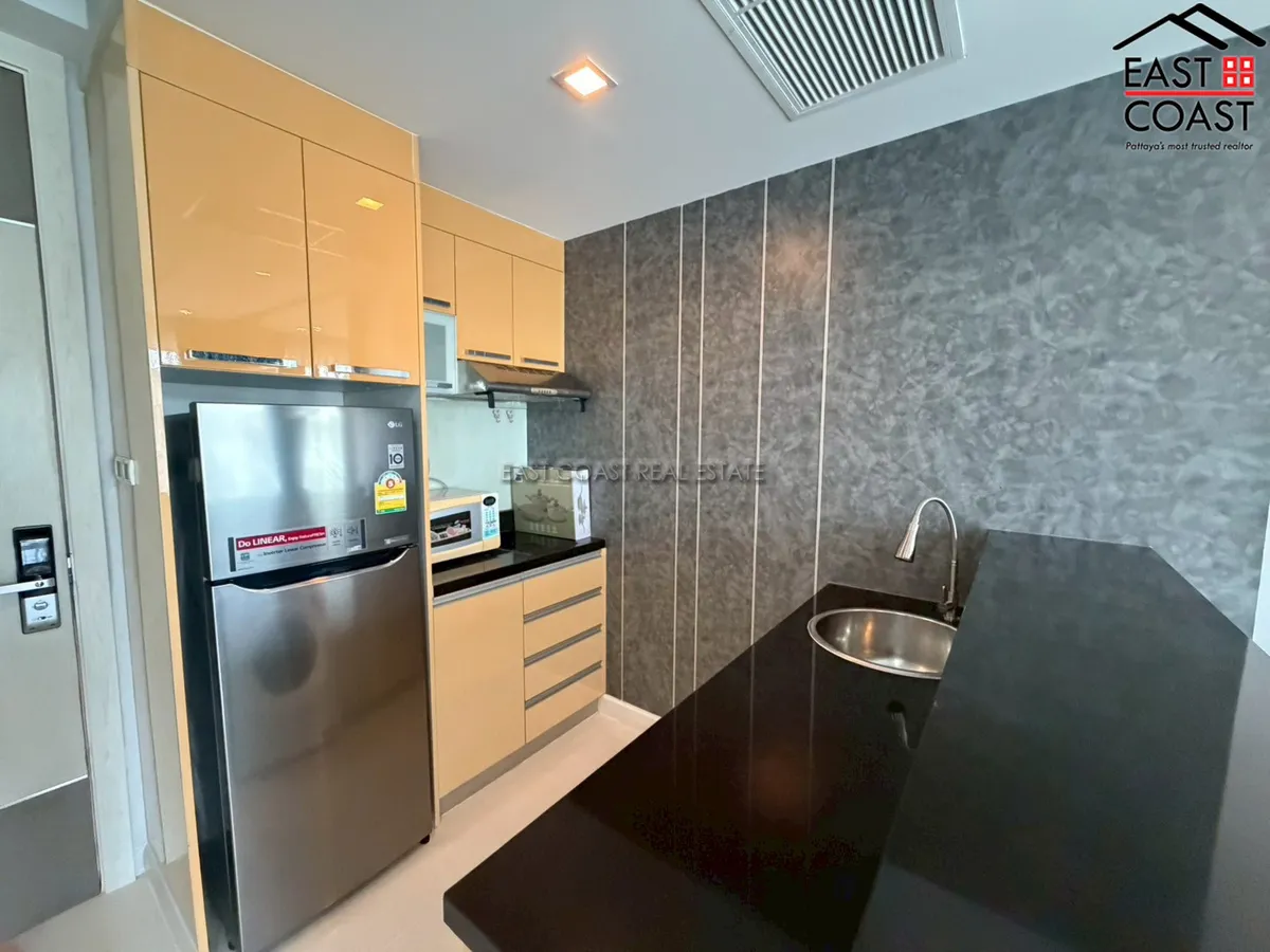 Apus Condominium photo 13