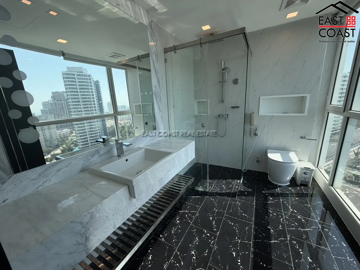 Sky Residences photo 31
