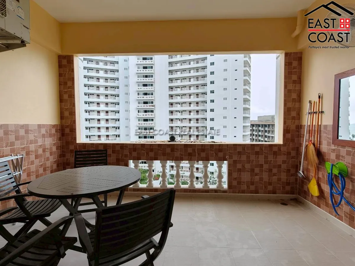 Jomtien Complex photo 15