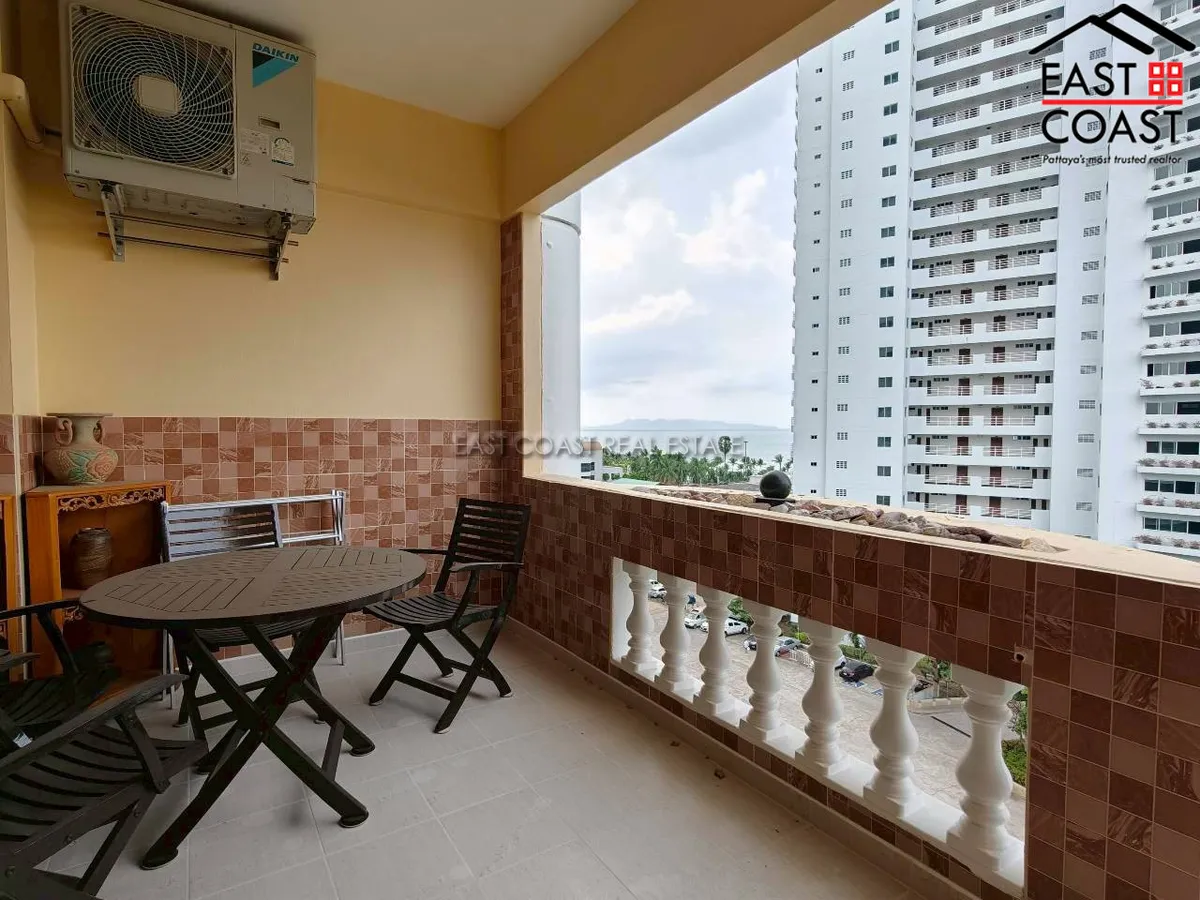 Jomtien Complex photo 16