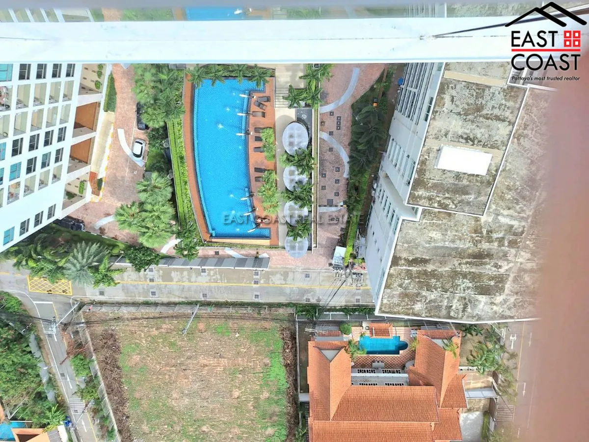 The Peak Towers photo 19