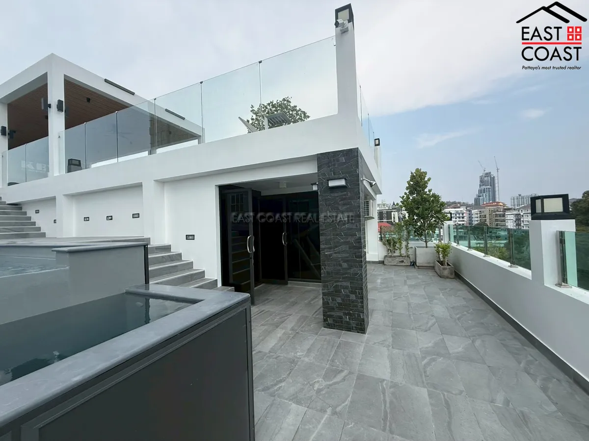 Key Residence photo 26