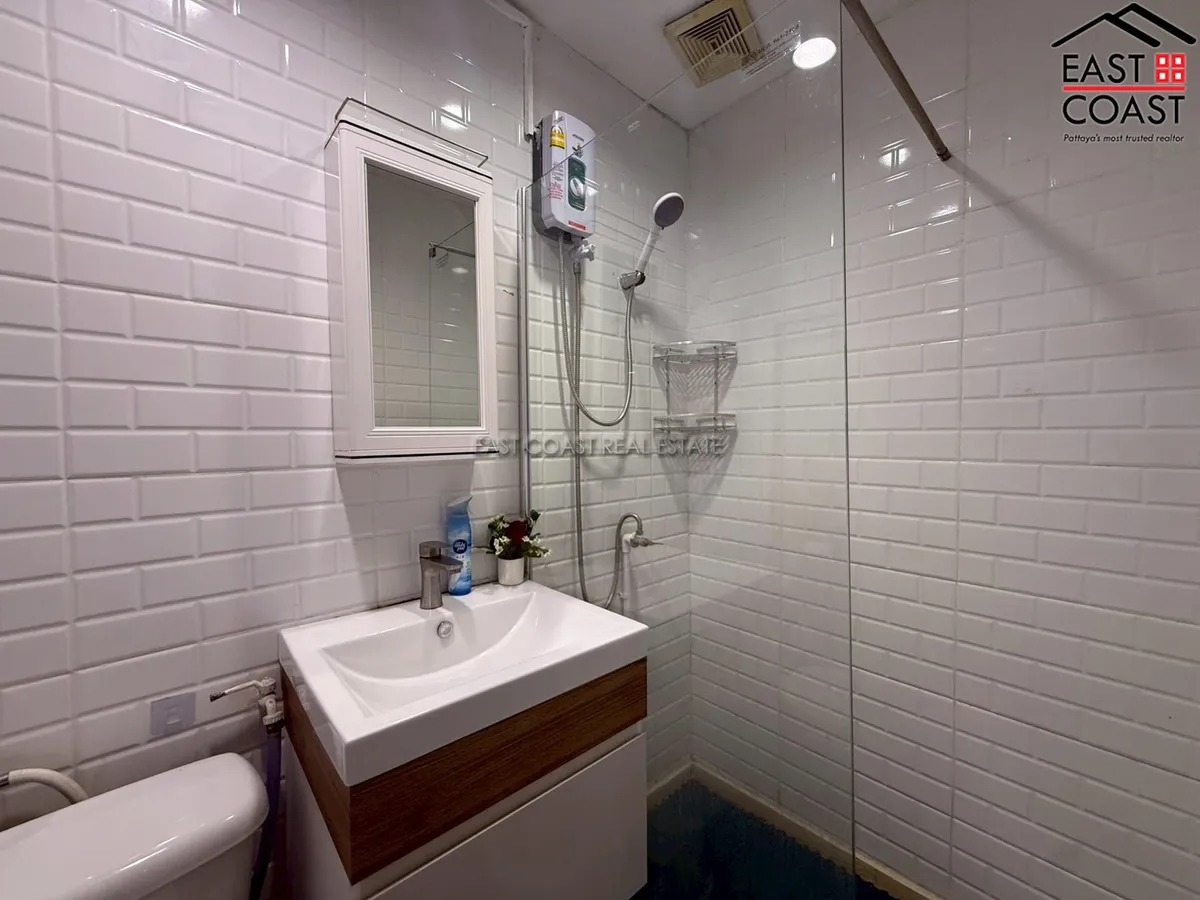 Golden Pattaya Condominium photo 16