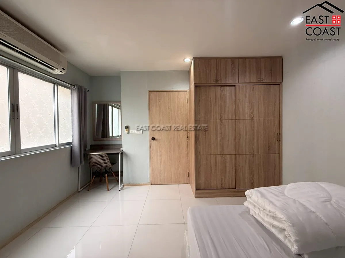 Golden Pattaya Condominium photo 12
