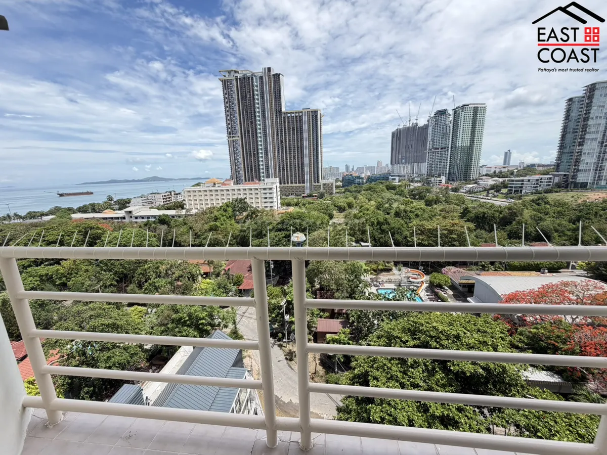 Jomtien Beach Condominium photo 18