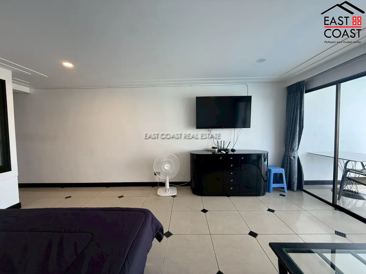 Sombat Pattaya Condotel photo 12