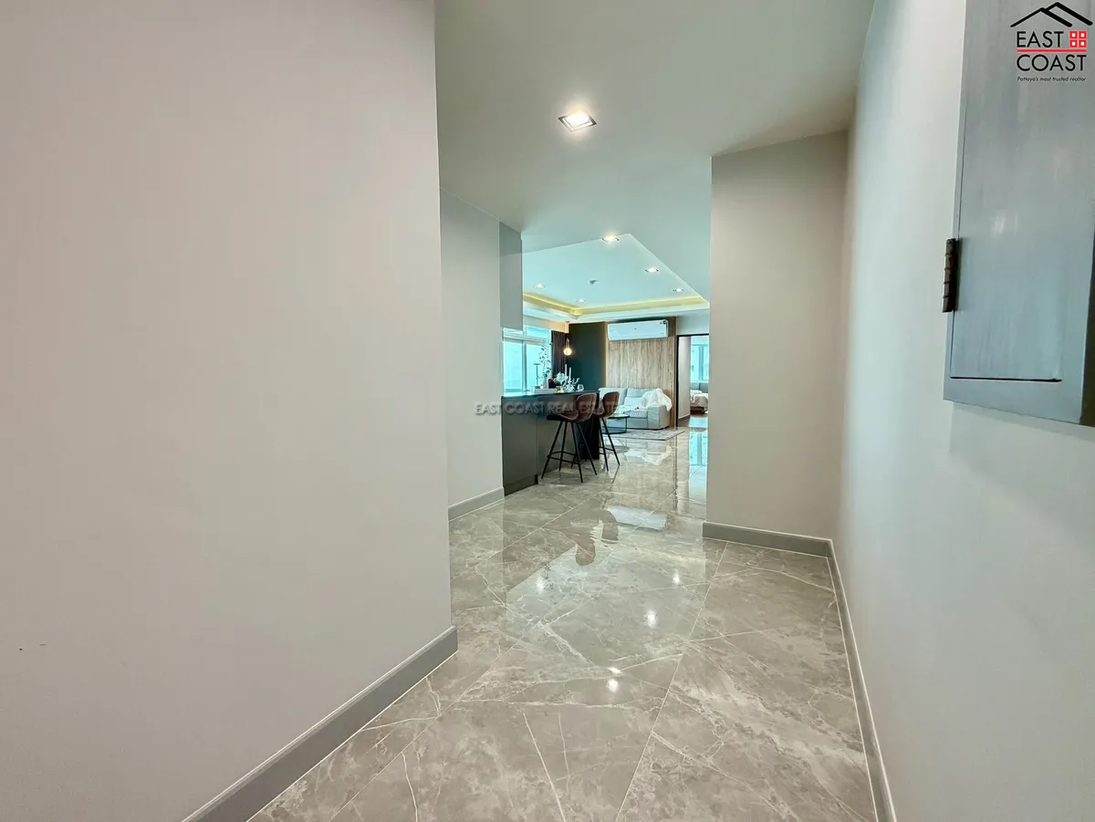 Jomtien Complex photo 15
