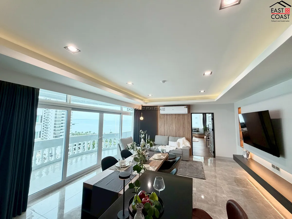 Jomtien Complex photo 3