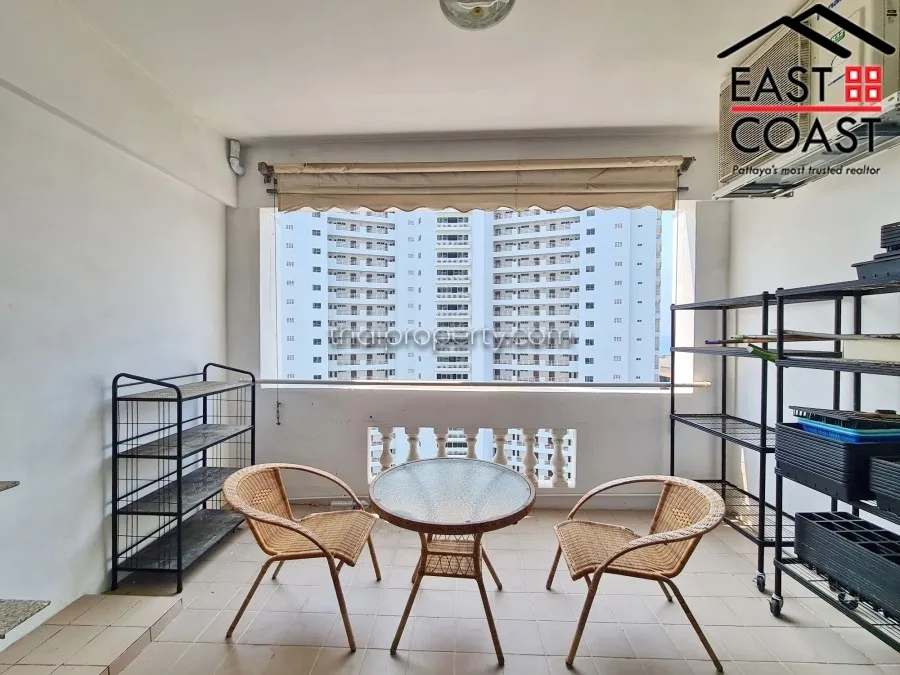 Jomtien Complex photo 11