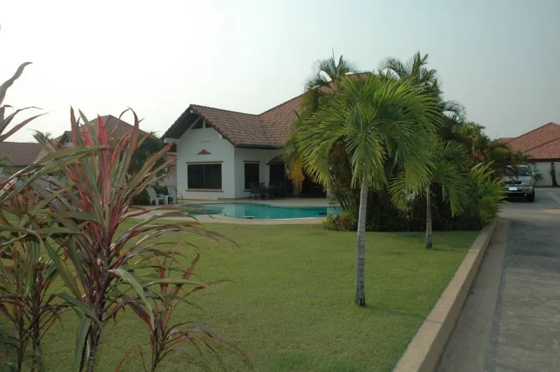 TW Jomtien photo 4