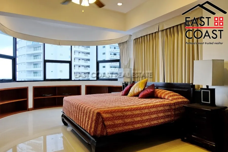 Jomtien Complex photo 12