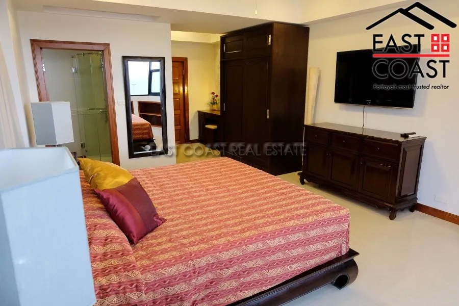 Jomtien Complex photo 16