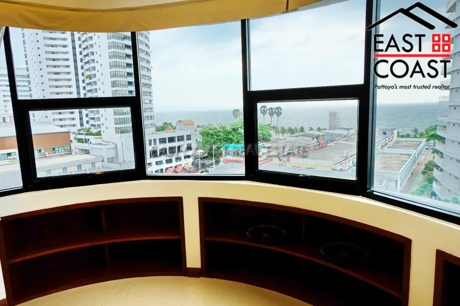 Jomtien Complex photo 14