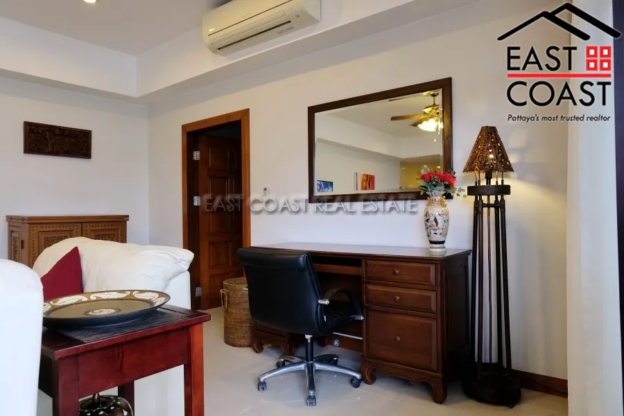 Jomtien Complex photo 7