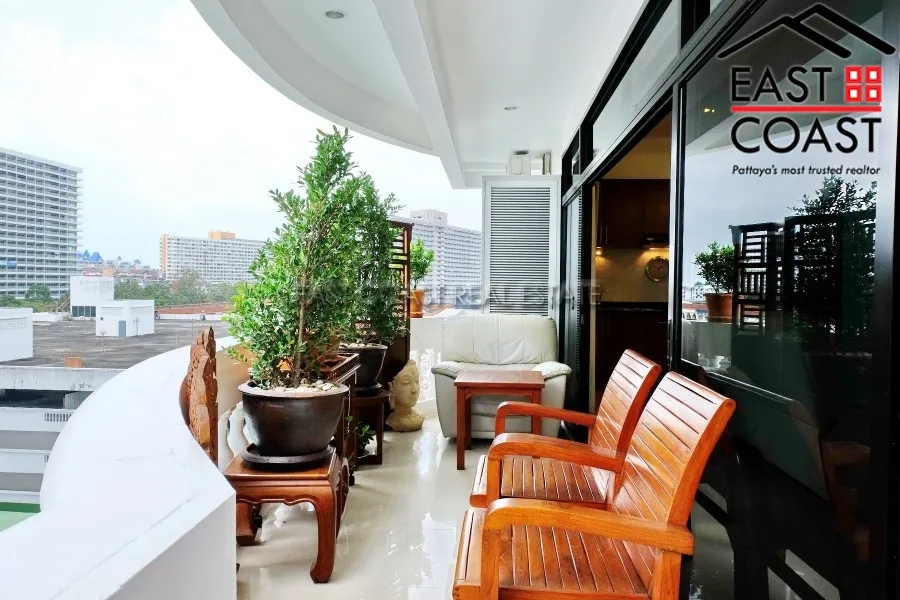 Jomtien Complex photo 28