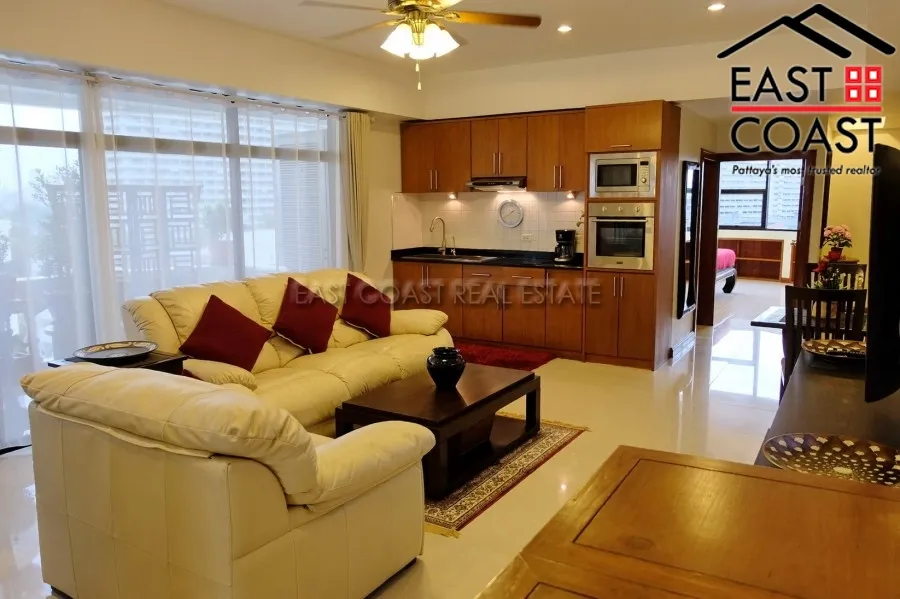 Jomtien Complex photo 5