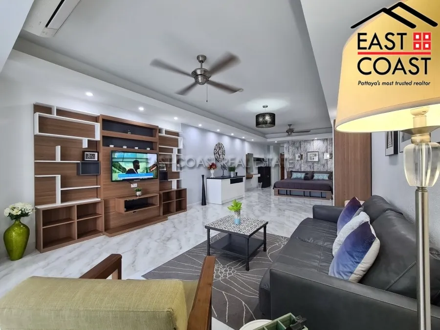 Jomtien Complex photo 13