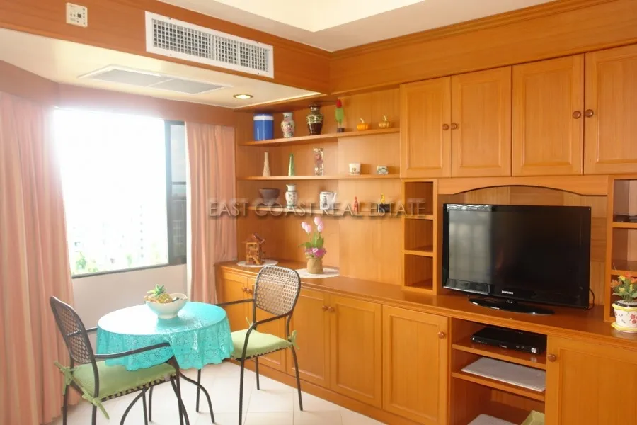 Jomtien Thip photo 4