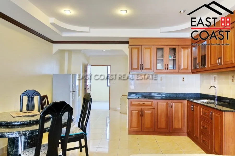 Jomtien Complex photo 5