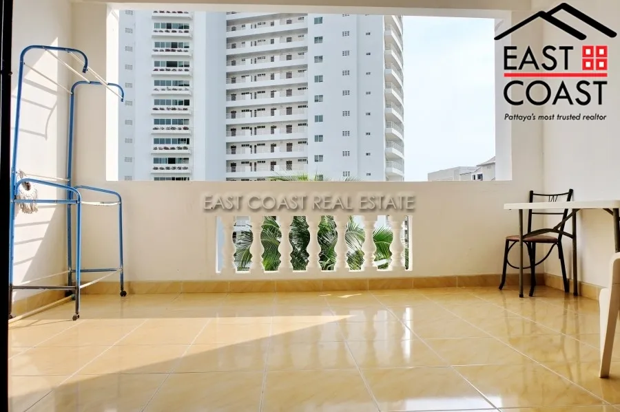 Jomtien Complex photo 12