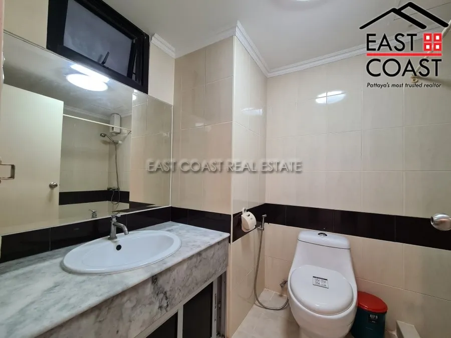 Jomtien Complex photo 18