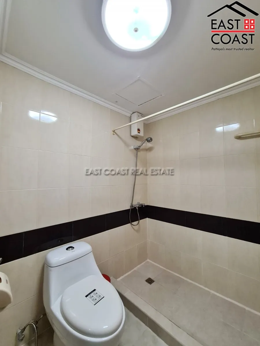 Jomtien Complex photo 19
