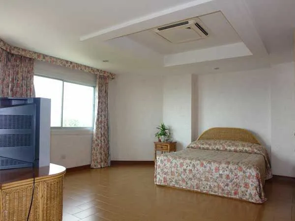 Jomtien Beach Condo photo 5