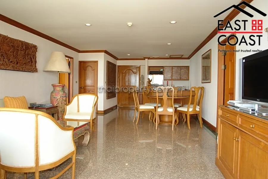 Jomtien Plaza photo 3