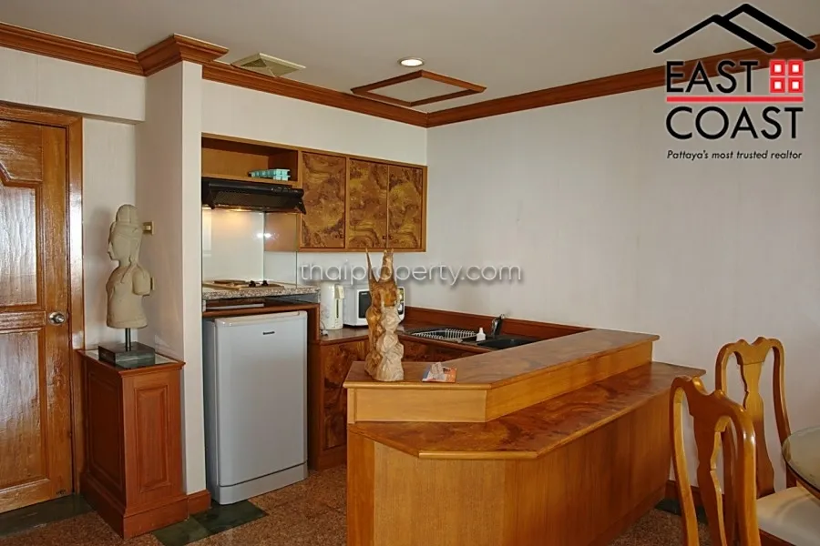Jomtien Plaza photo 5
